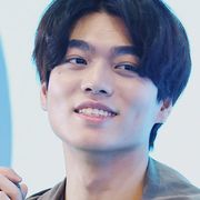 花样少年某幻君🍓