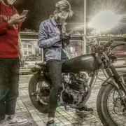 骑着蜗牛撞交流