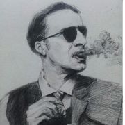 穿着西装抽着雪茄的大叔