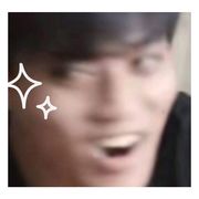 粉红色的螺蛳番茄酱