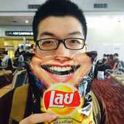 薛个苹果给你恰