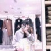 ぽつねんとした姿