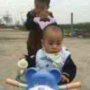 鑫，诚两兄弟。