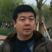 牵着你的左右手