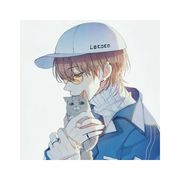 雲の葉が白い