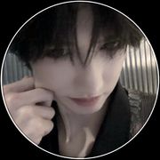 🕸Tong.“卷泪夹酪”