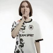 无敌的老六