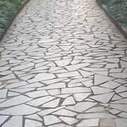 微笑不能够解释一切。