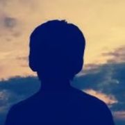 是傻研呀.