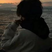 ，。