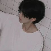 超爱玩游戏的～