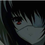 見崎（みさき） 鳴（めい）