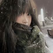 薄思郁