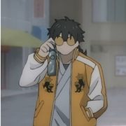 香煙與吻痕