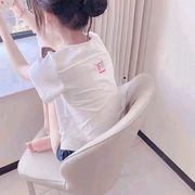 萌.
