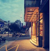 菊花边的玉米粒