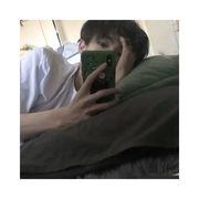 七