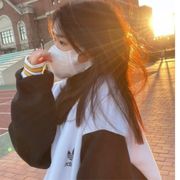 等月色温柔💫