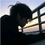 秋山信日旧