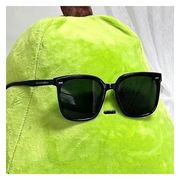 炸排骨撒甘梅粉