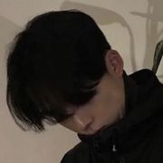 李白白