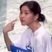 在牛棚，勿扰