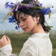 大口吃香菜