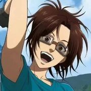 棕发红瞳眼镜厨