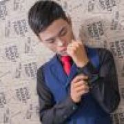 她←_不是钻石却万丈光芒