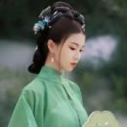 红色