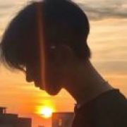 王柯濛