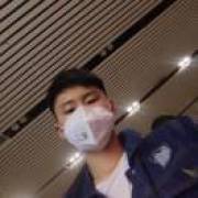 我清明节在坟头蹦迪