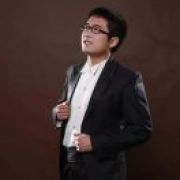 江左梅郎的雨衣